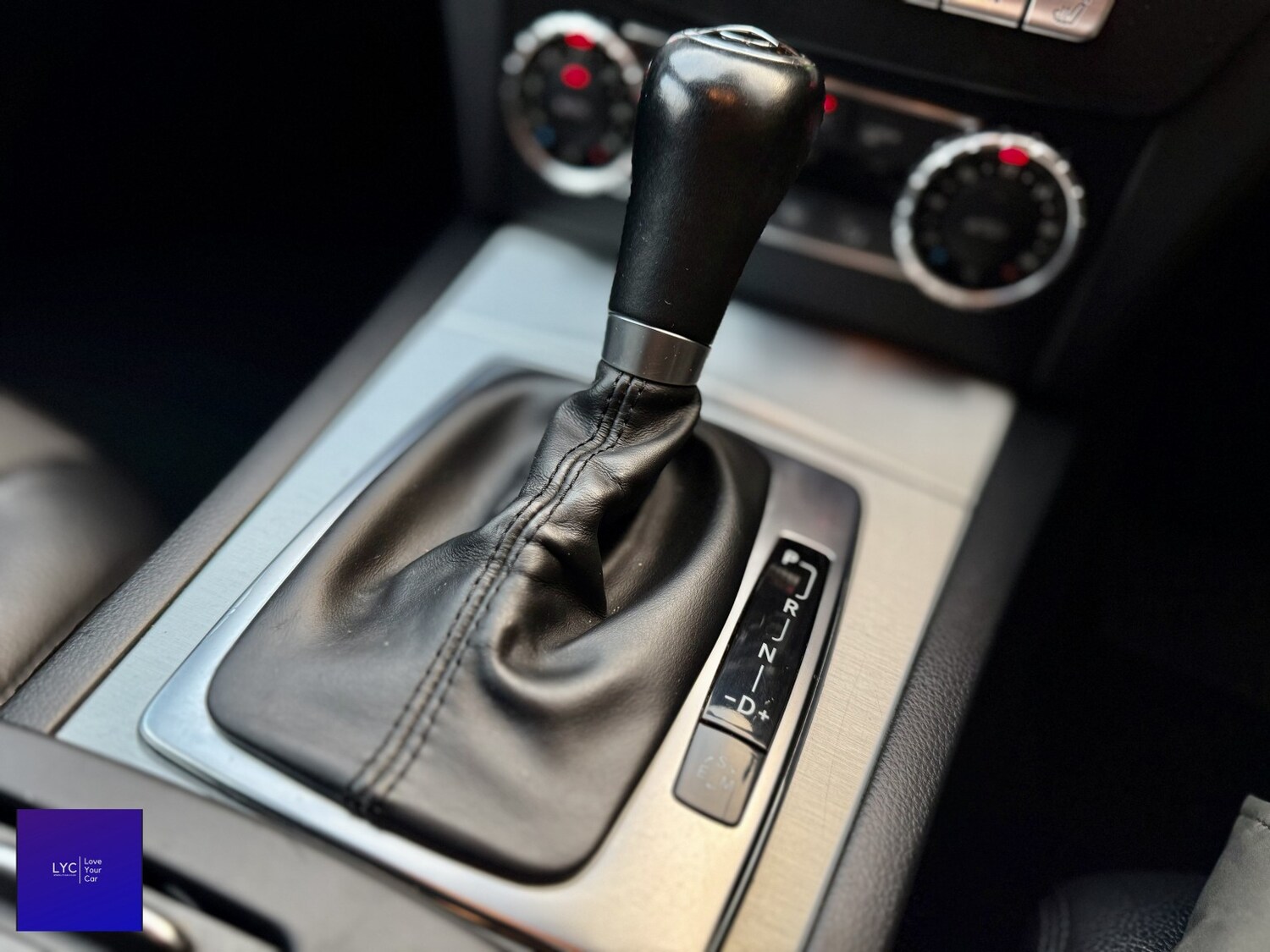 Used Mercedes-Benz C Class 2013 for sale - 77997282: Photo 24