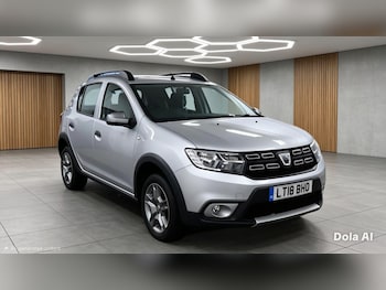 Used Dacia Sandero Stepway 2017 for sale - 78860108: Photo
