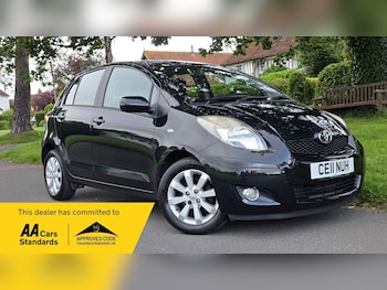 Used Toyota Yaris 2011 for sale - 78958236: Photo