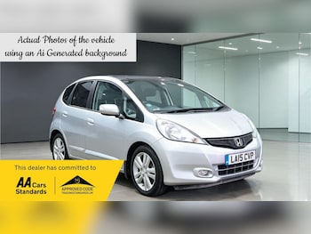 Used Honda Jazz 2015 for sale - 79401137: Photo