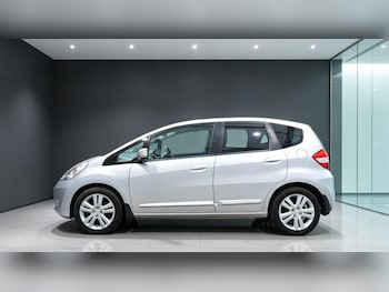 Used Honda Jazz 2015 for sale - 79401137: Photo