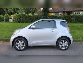 Used Toyota IQ 2011 for sale - 78562402: Photo
