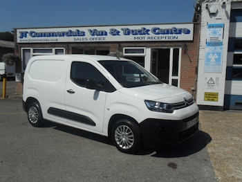 Used Citroen Berlingo 2020 for sale - 79504136: Photo