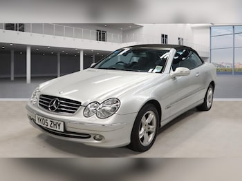 Used Mercedes-Benz CLK 2005 for sale - 75779717: Photo
