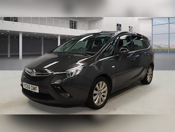 Used Vauxhall Zafira 2016 for sale - 76170944: Photo 2