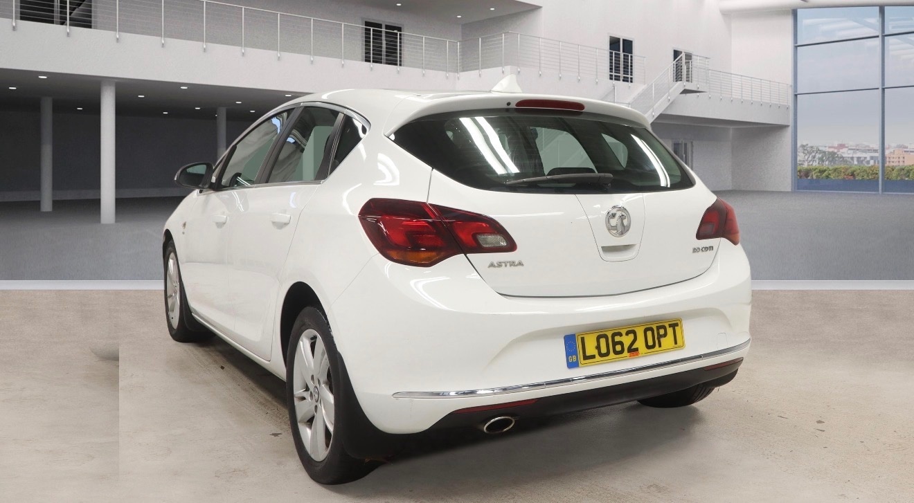 Used Vauxhall Astra 2013 for sale - 77011877: Photo 15