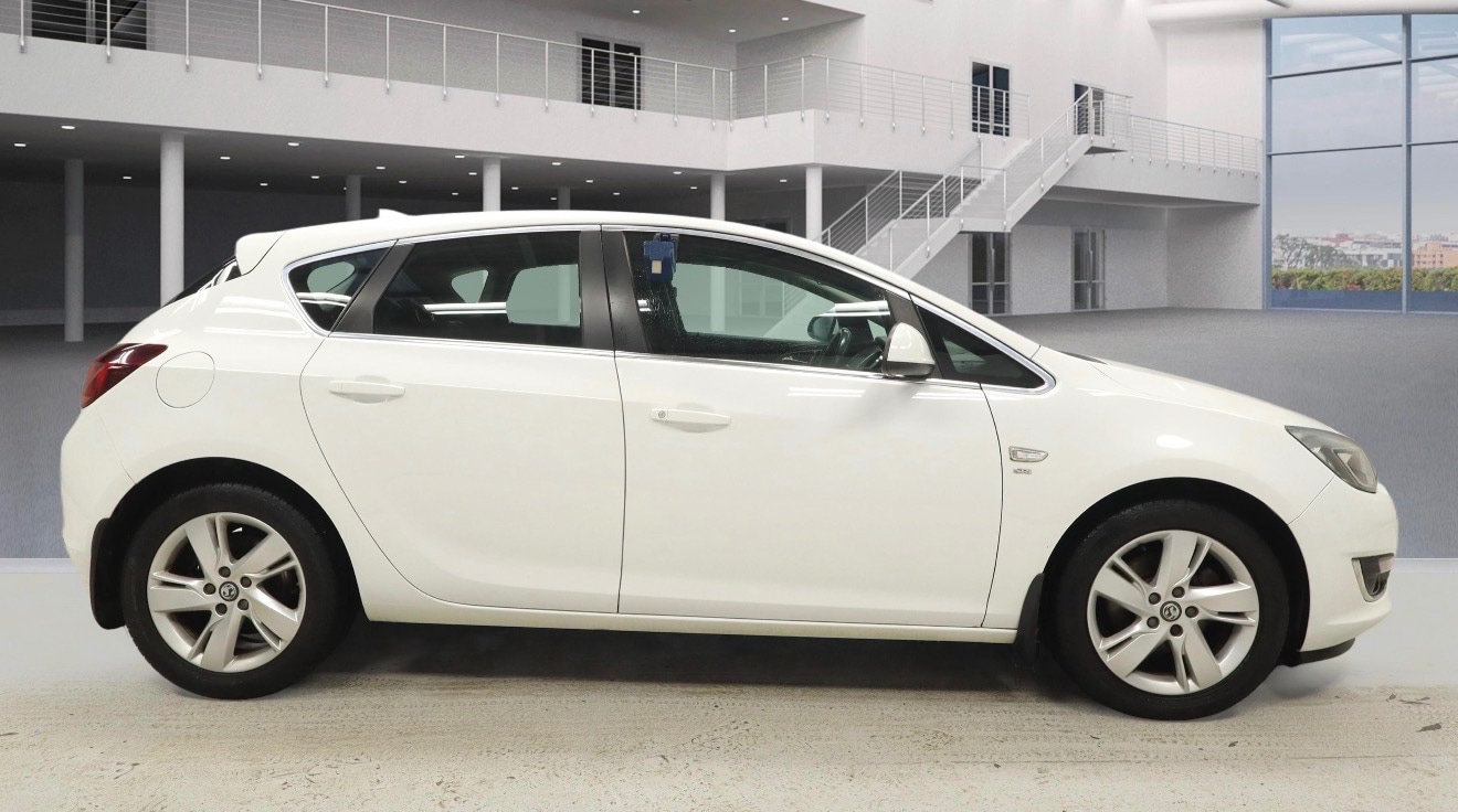 Used Vauxhall Astra 2013 for sale - 77011877: Photo 7