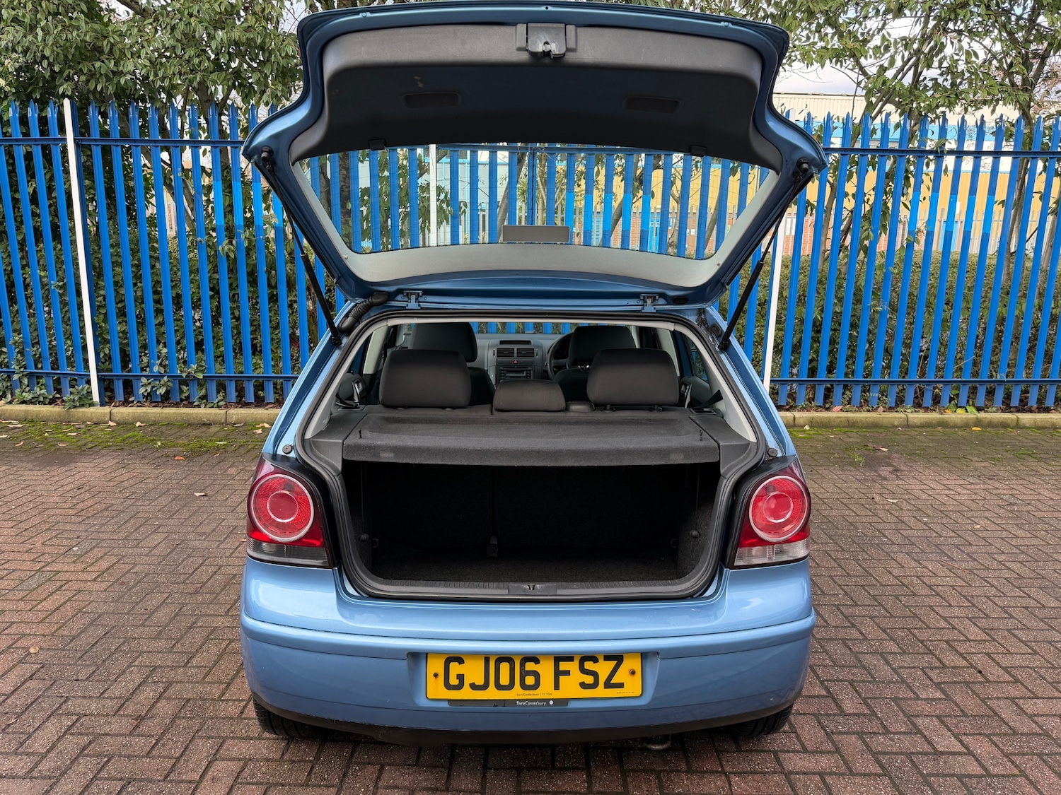 Used Volkswagen Polo 2006 for sale - 77400384: Photo 24