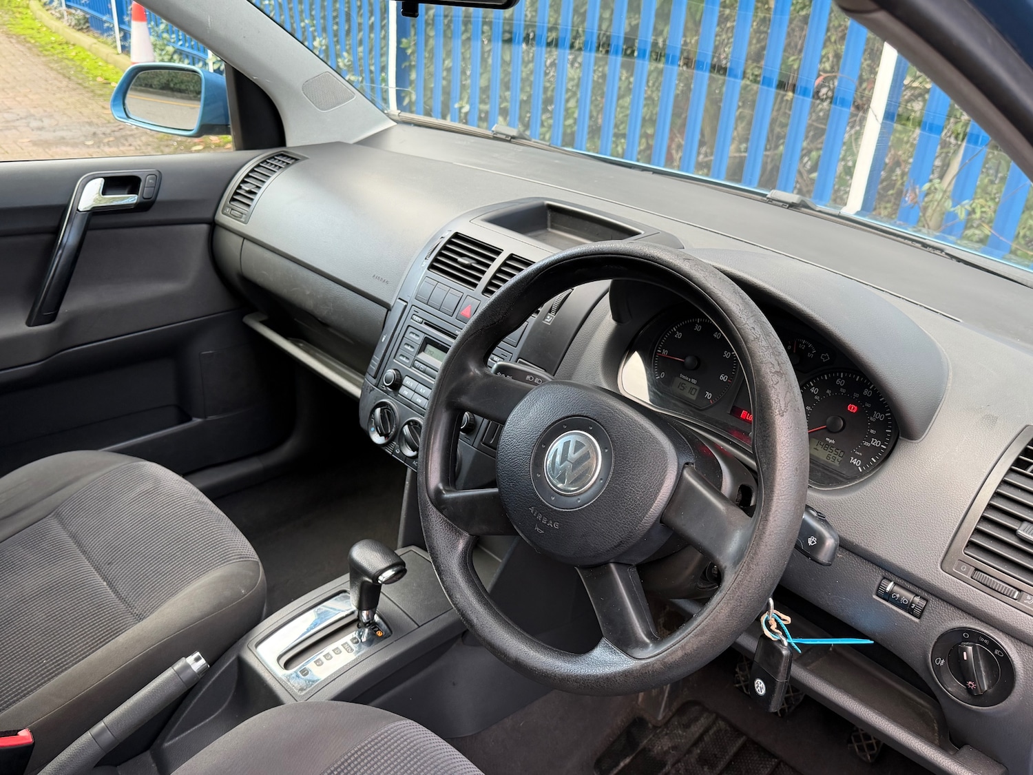 Used Volkswagen Polo 2006 for sale - 77400384: Photo 6