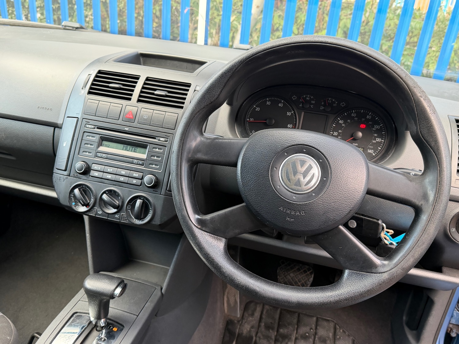 Used Volkswagen Polo 2006 for sale - 77400384: Photo 8