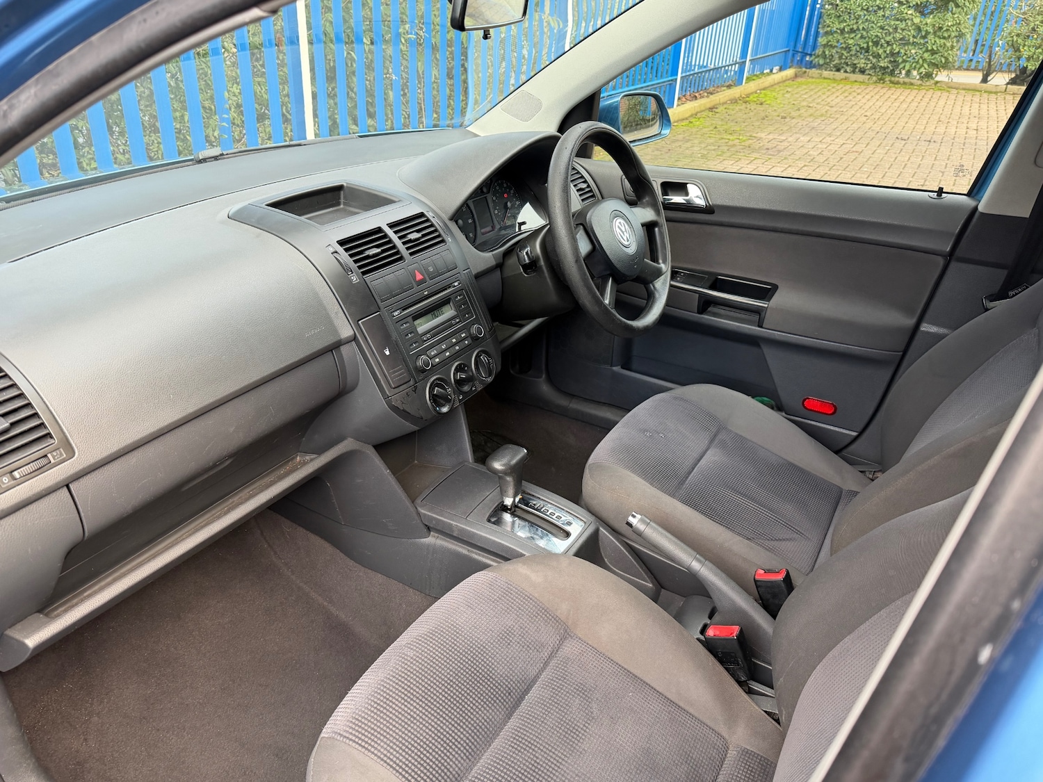 Used Volkswagen Polo 2006 for sale - 77400384: Photo 9