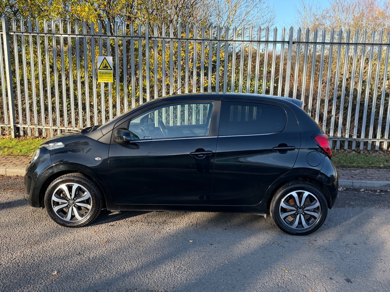 Used Citroen C1 2016 for sale - 76615949: Photo 3