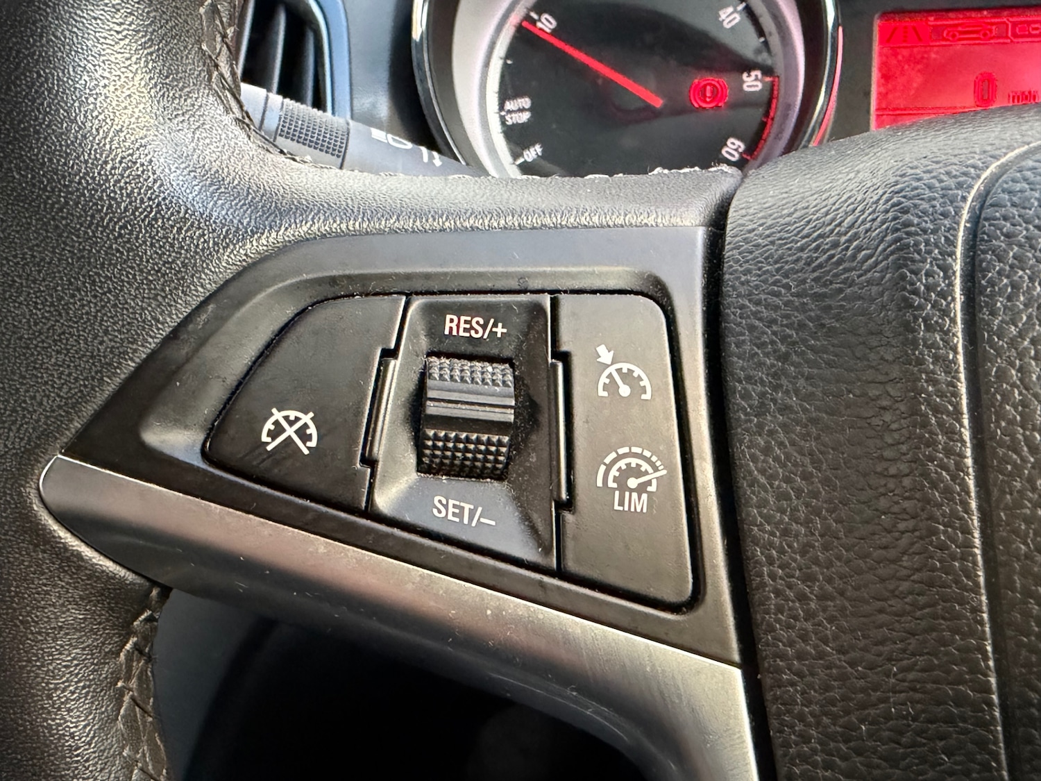 Used Vauxhall Astra 2014 for sale - 77011829: Photo 12