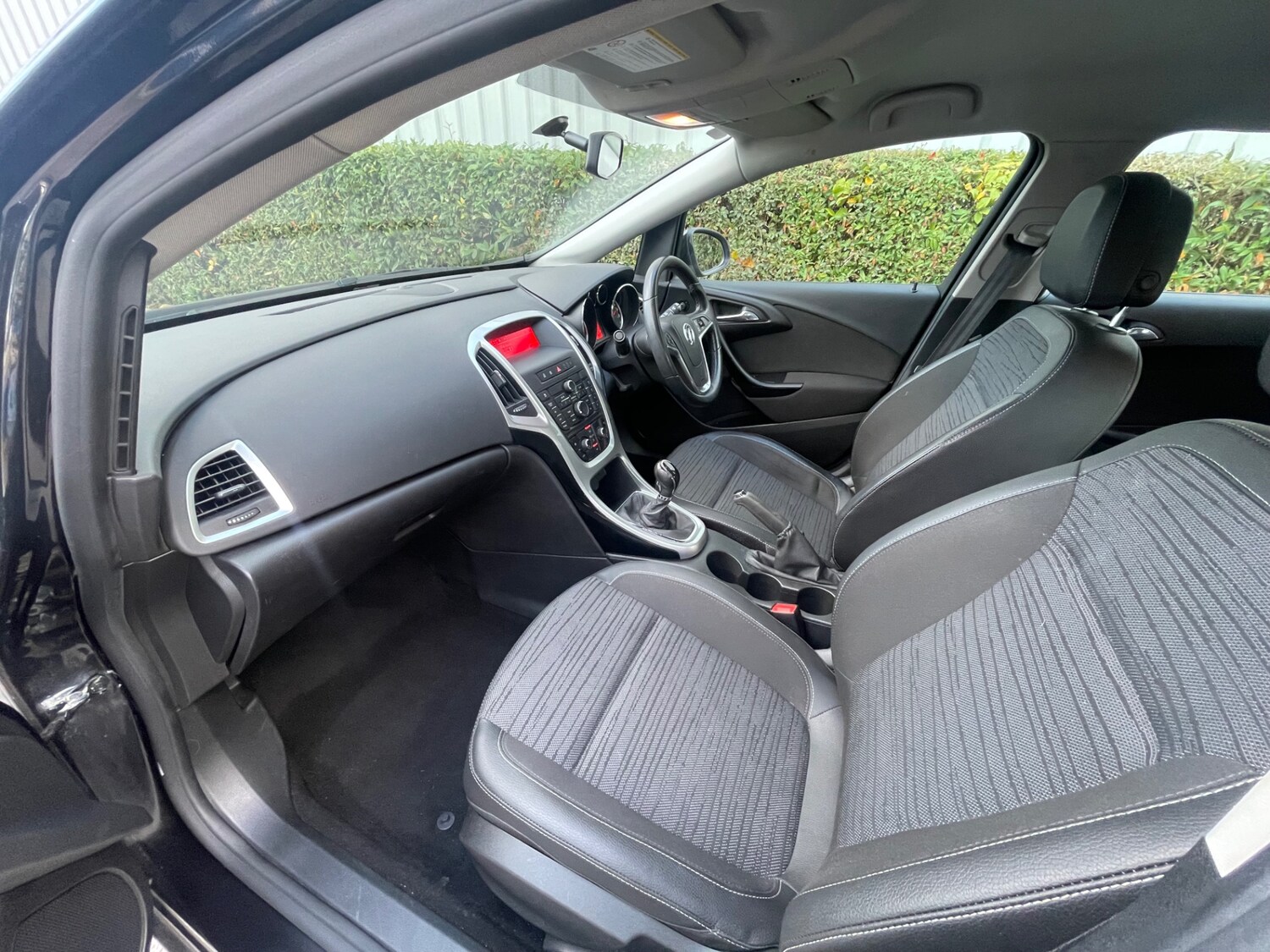 Used Vauxhall Astra 2015 for sale - 76428790: Photo 5