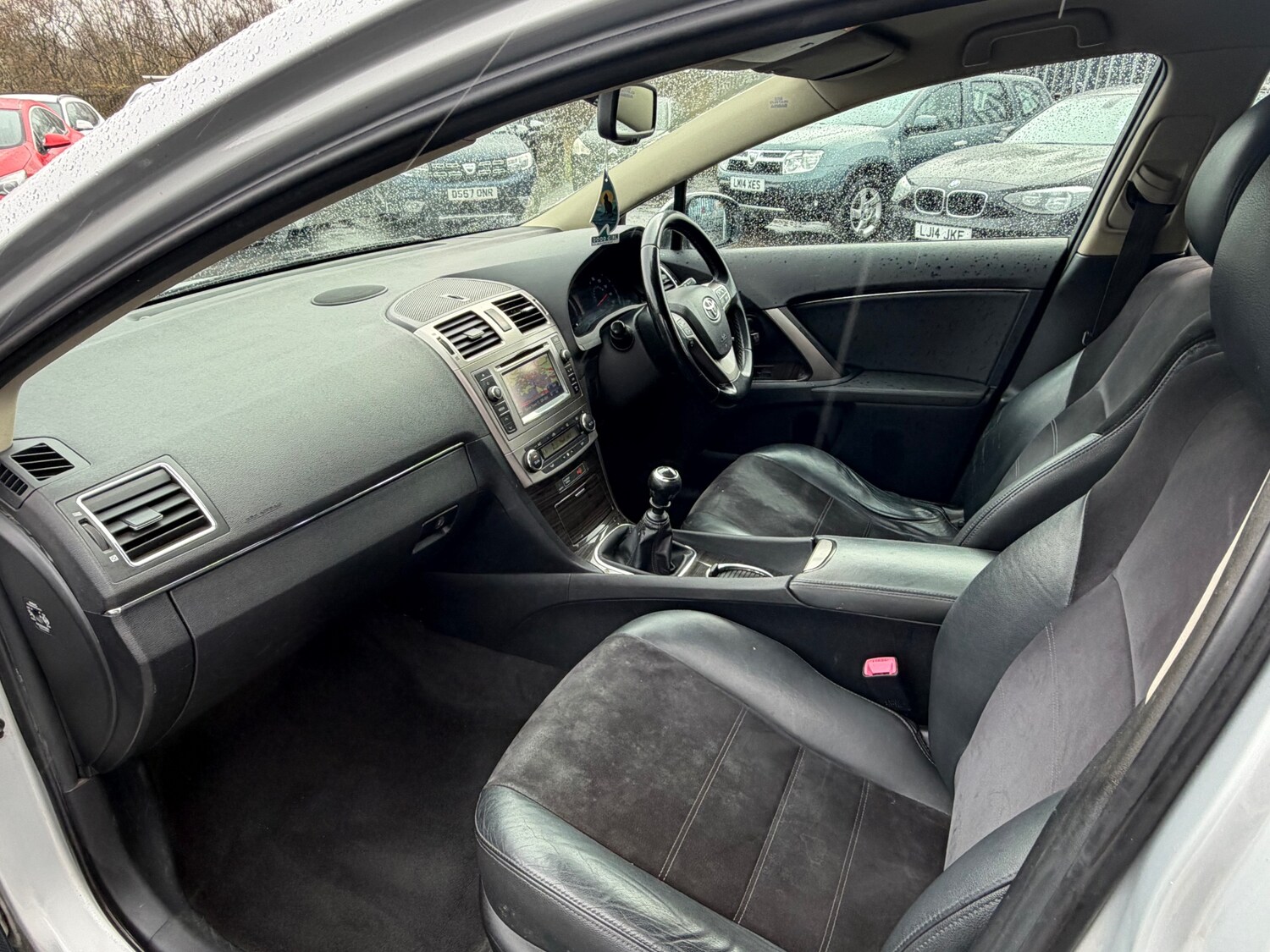 Used Toyota Avensis 2012 for sale - 78067810: Photo 12