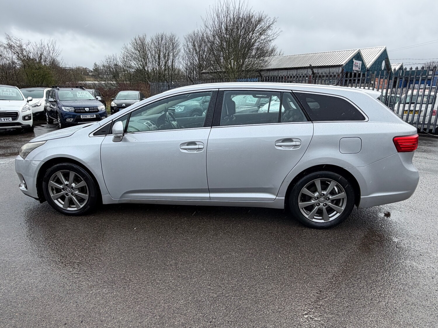 Used Toyota Avensis 2012 for sale - 78067810: Photo 16