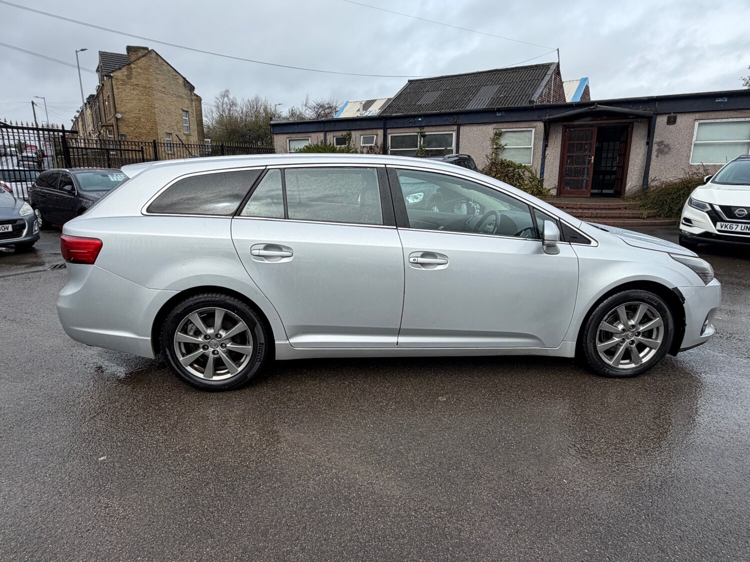 Used Toyota Avensis 2012 for sale - 78067810: Photo 17