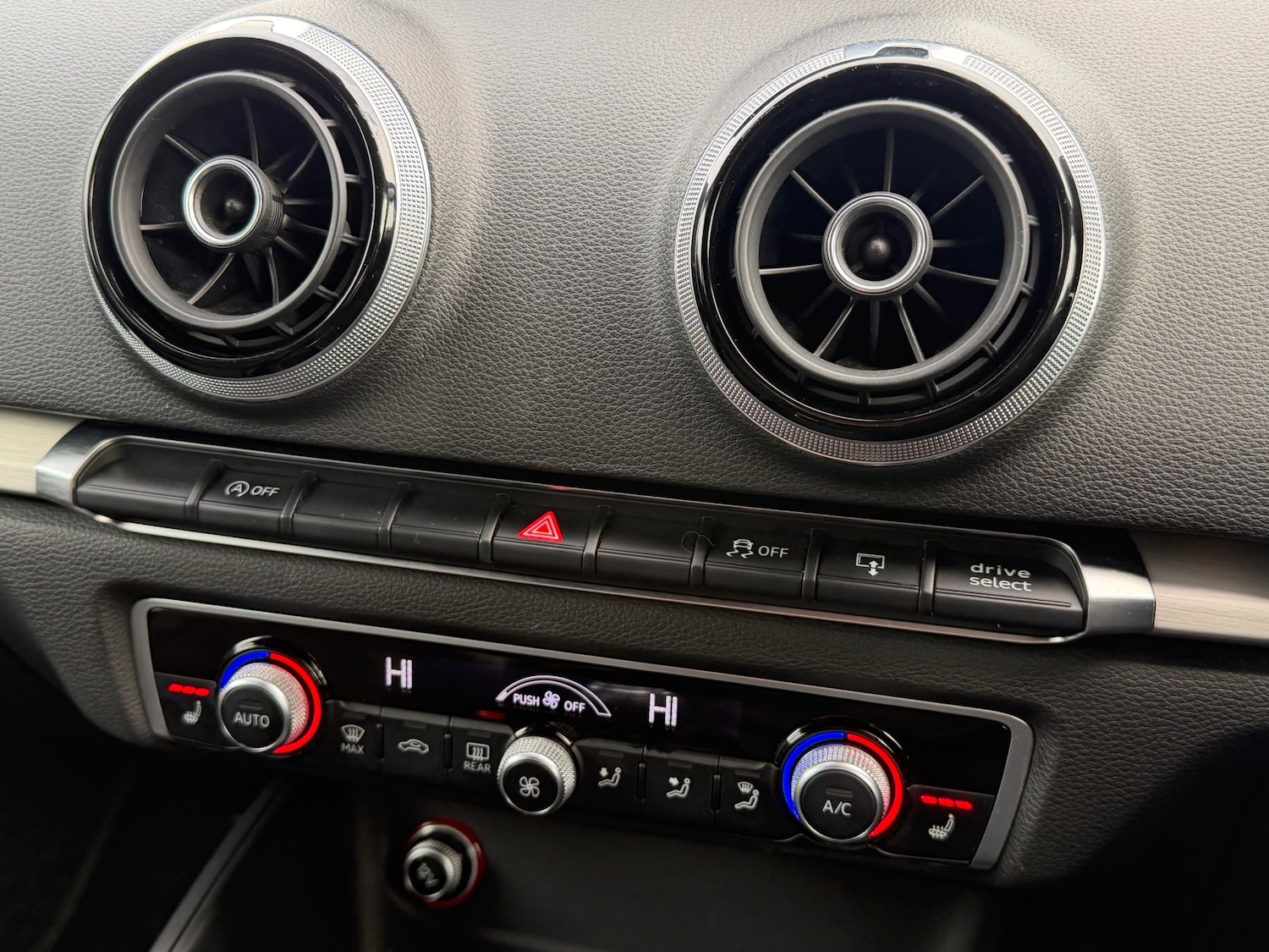 Used Audi A3 2015 for sale - 77981950: Photo 21