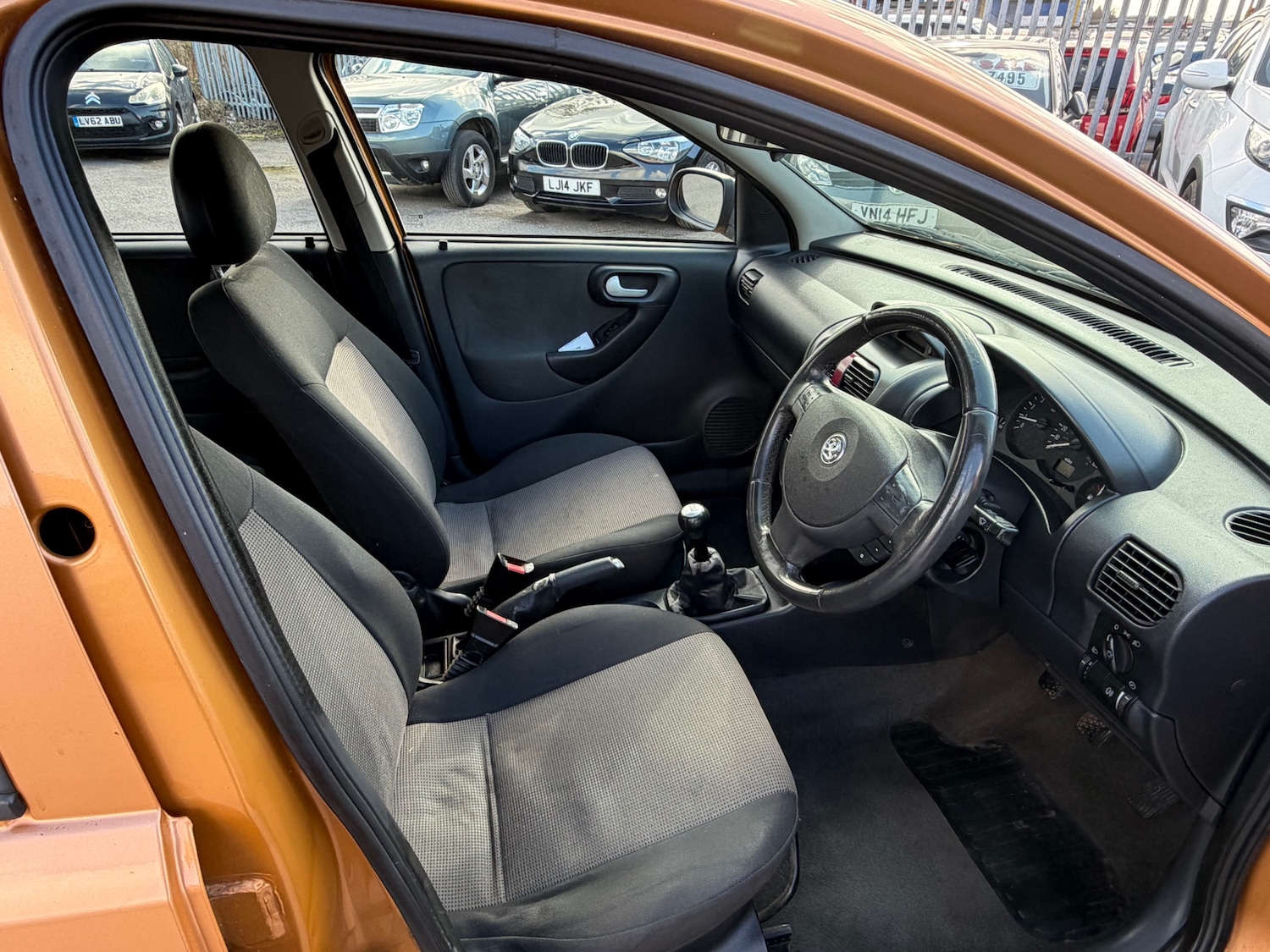 Used Vauxhall Corsa 2004 for sale - 77837136: Photo 4