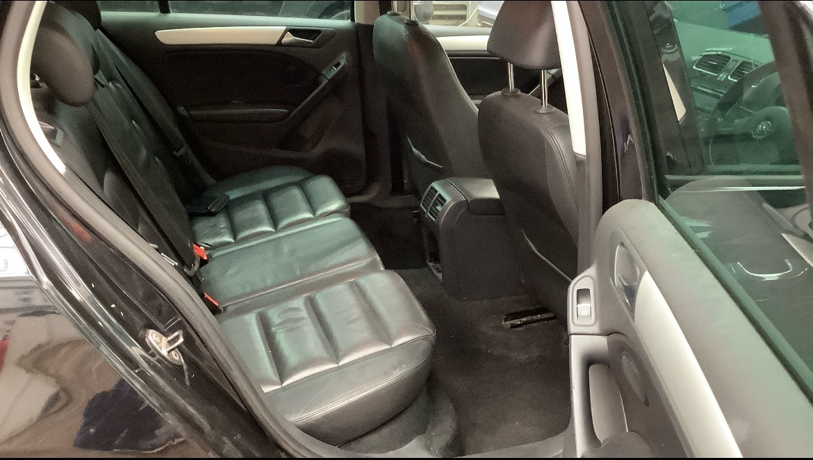 Used Volkswagen Golf 2009 for sale - 76471405: Photo 3