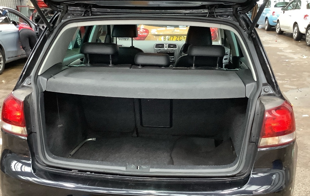 Used Volkswagen Golf 2009 for sale - 76471405: Photo 8