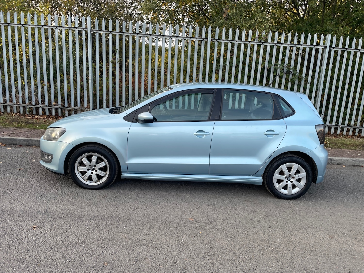 Used Volkswagen Polo 2012 for sale - 76369431: Photo 5