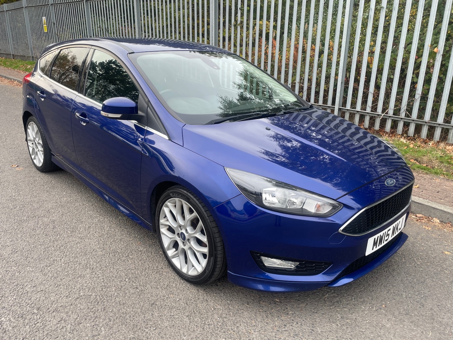Used Ford Focus 2015 for sale - 76209522: Photo 2