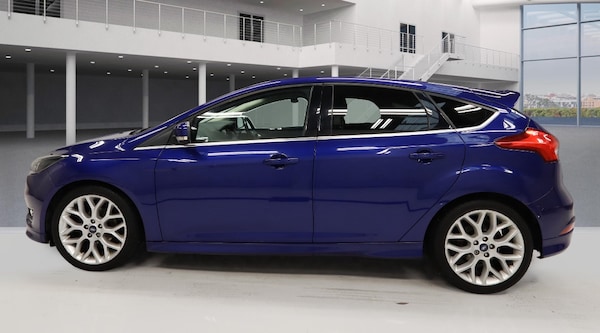 Used Ford Focus 2015 for sale - 76209522: Photo 4