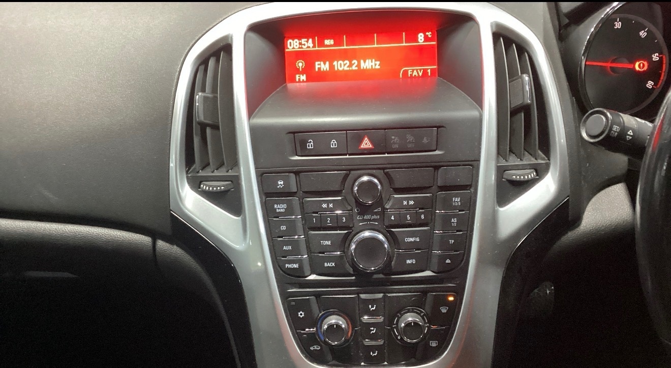 Used Vauxhall Astra 2014 for sale - 77752775: Photo 7