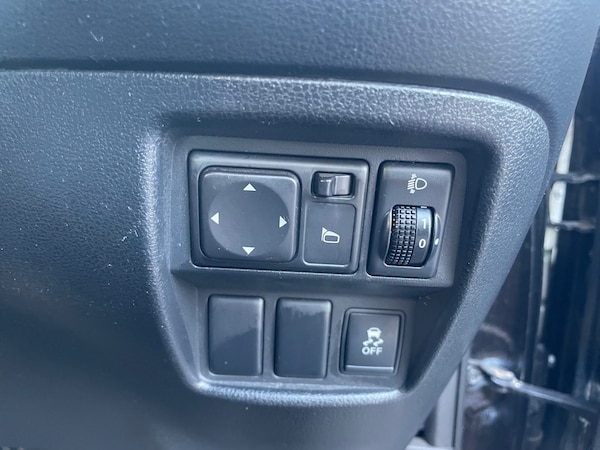 Used Nissan Juke 2011 for sale - 75706339: Photo 21