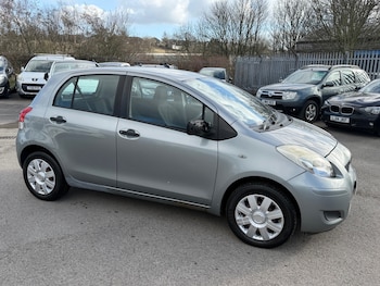 Used Toyota Yaris 2010 for sale - 77836745: Photo