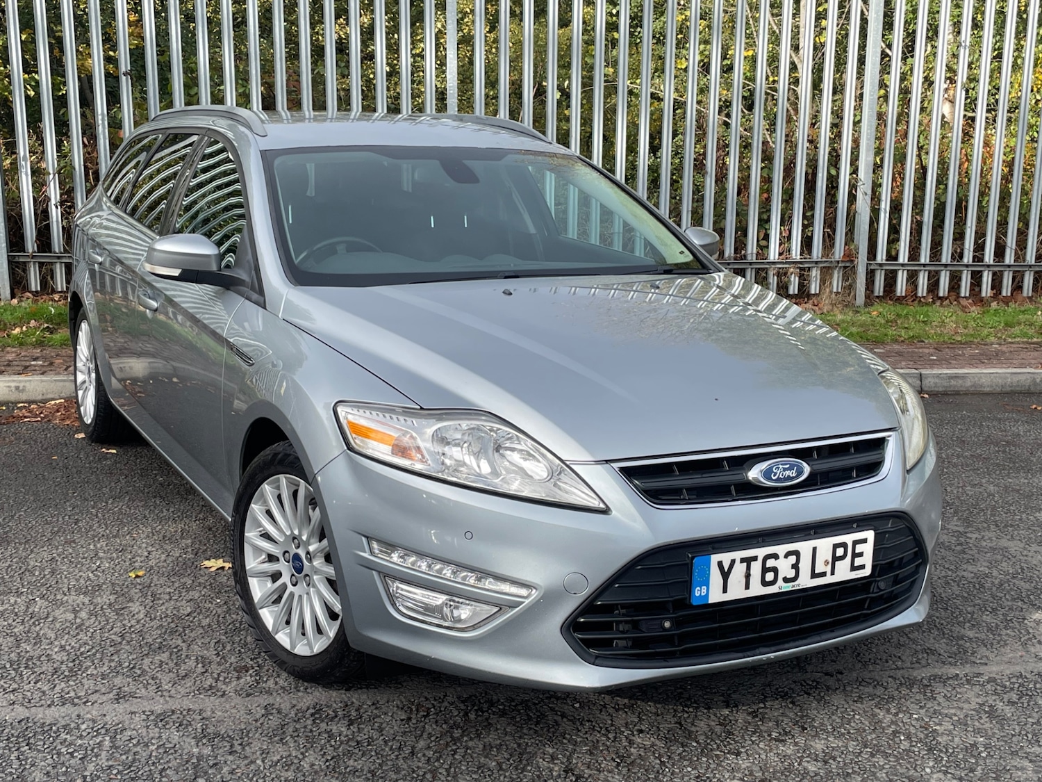 Used Ford Mondeo 2013 for sale - 76471411: Photo 1