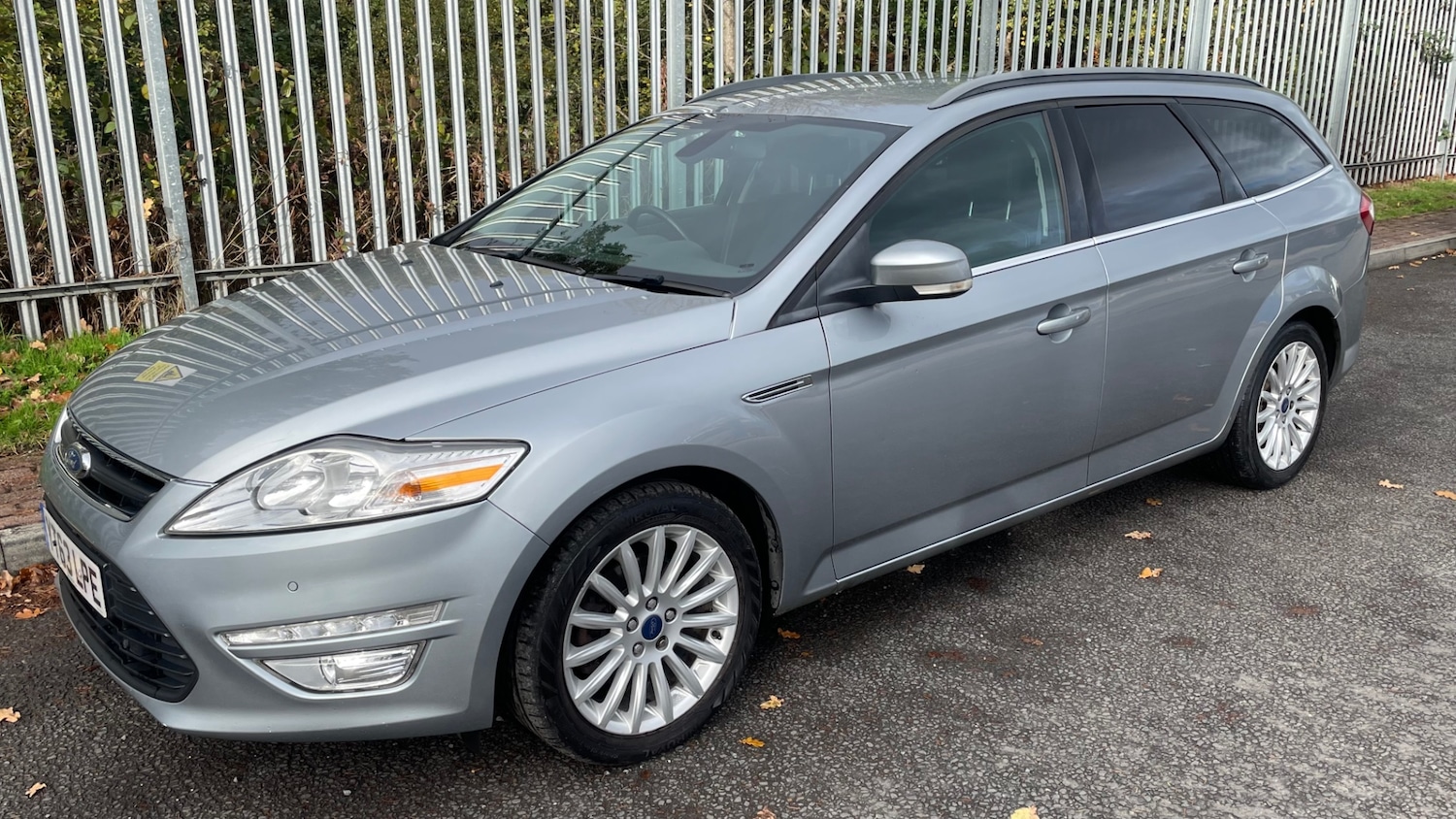 Used Ford Mondeo 2013 for sale - 76471411: Photo 2