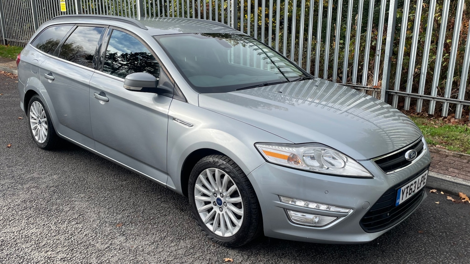 Used Ford Mondeo 2013 for sale - 76471411: Photo 3