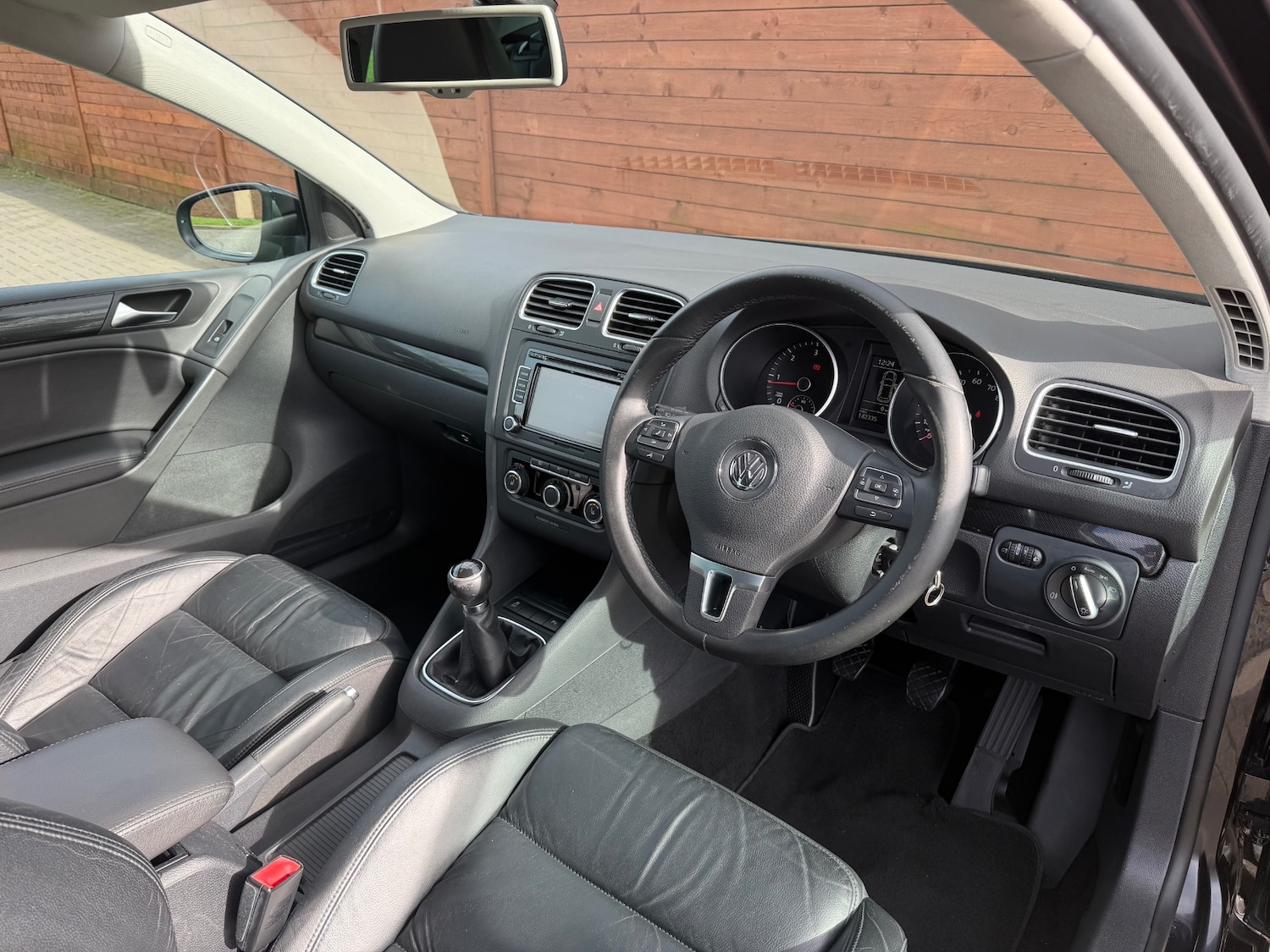 Used Volkswagen Golf 2012 for sale - 77718236: Photo 5