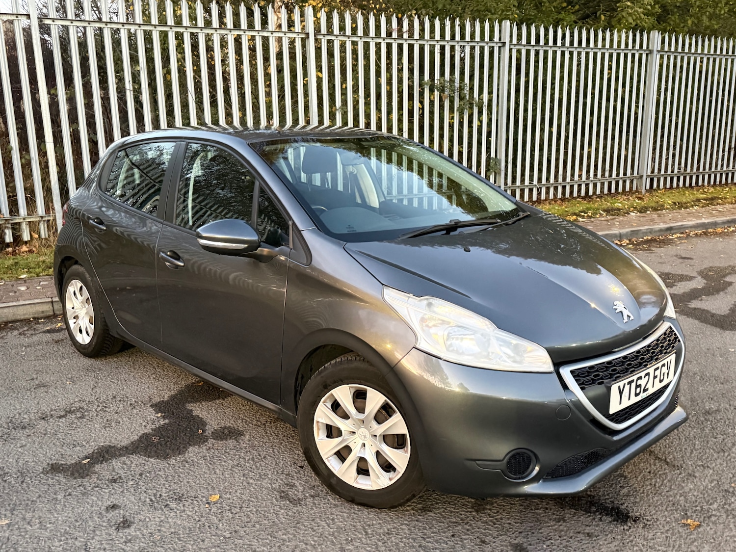 Used Peugeot 208 2012 for sale - 76613528: Photo 26