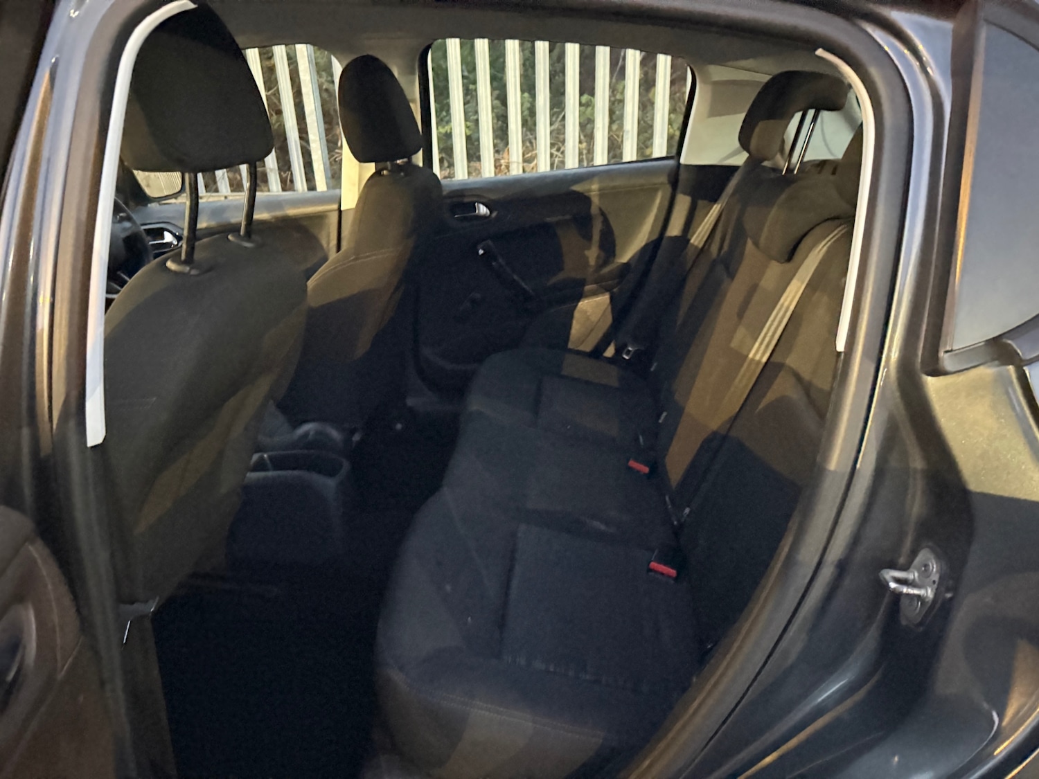 Used Peugeot 208 2012 for sale - 76613528: Photo 28