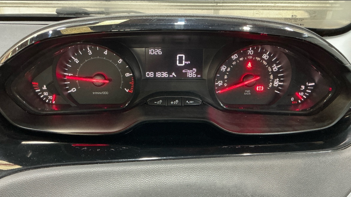 Used Peugeot 208 2012 for sale - 76613528: Photo 9