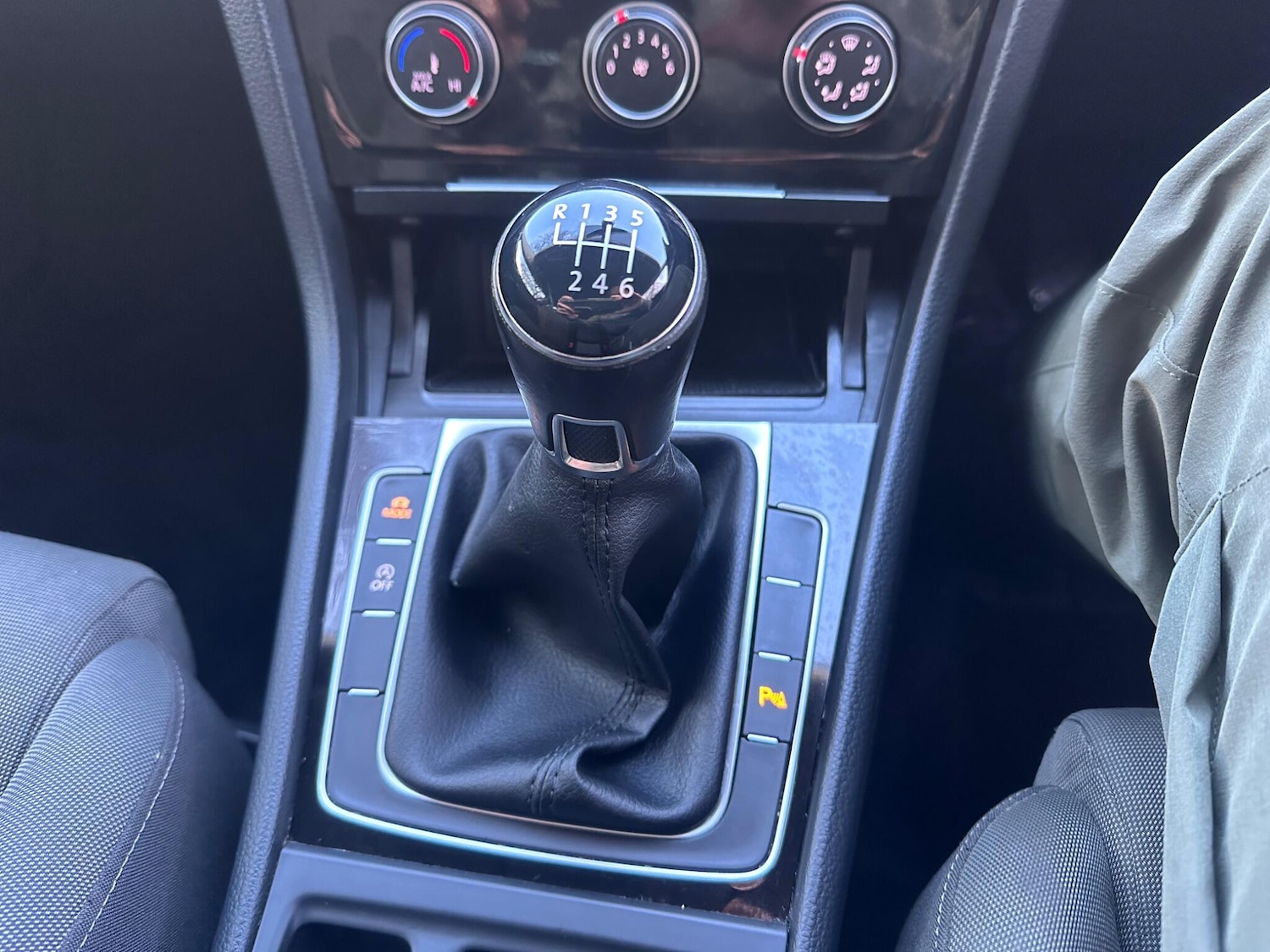 Used Volkswagen Golf for sale - 77658992: Photo 34