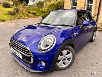 Used MINI Hatch 2018 for sale - 76585310: Photo