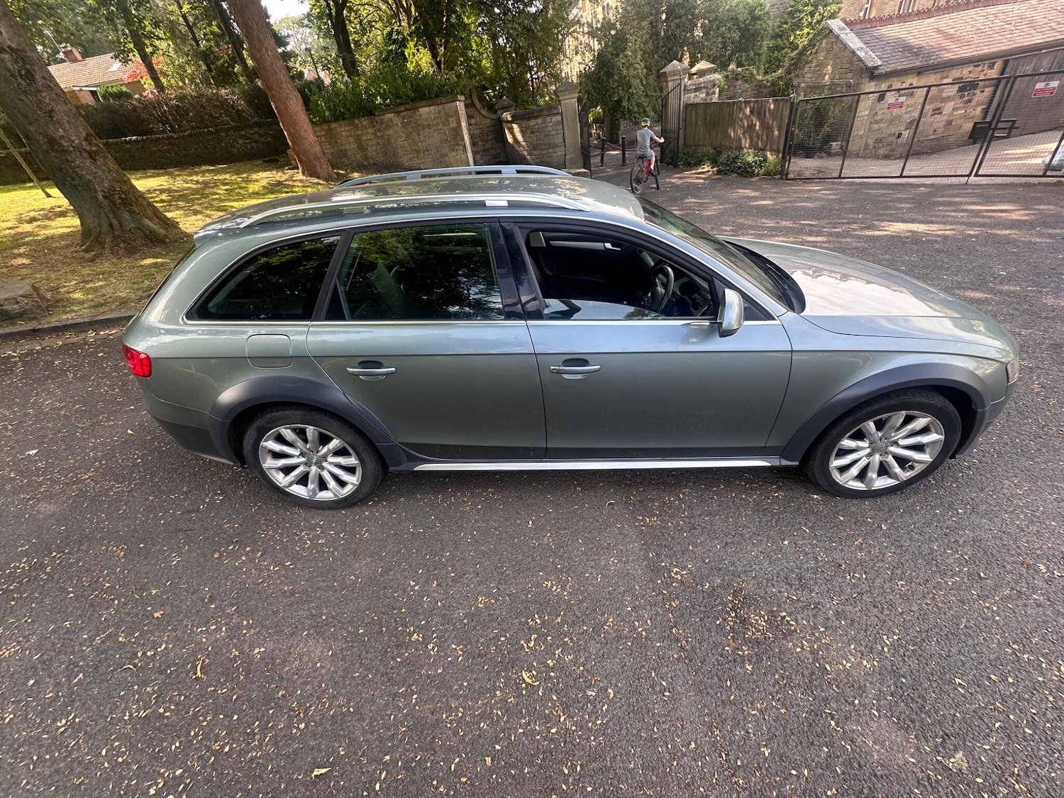 Vehicle 21