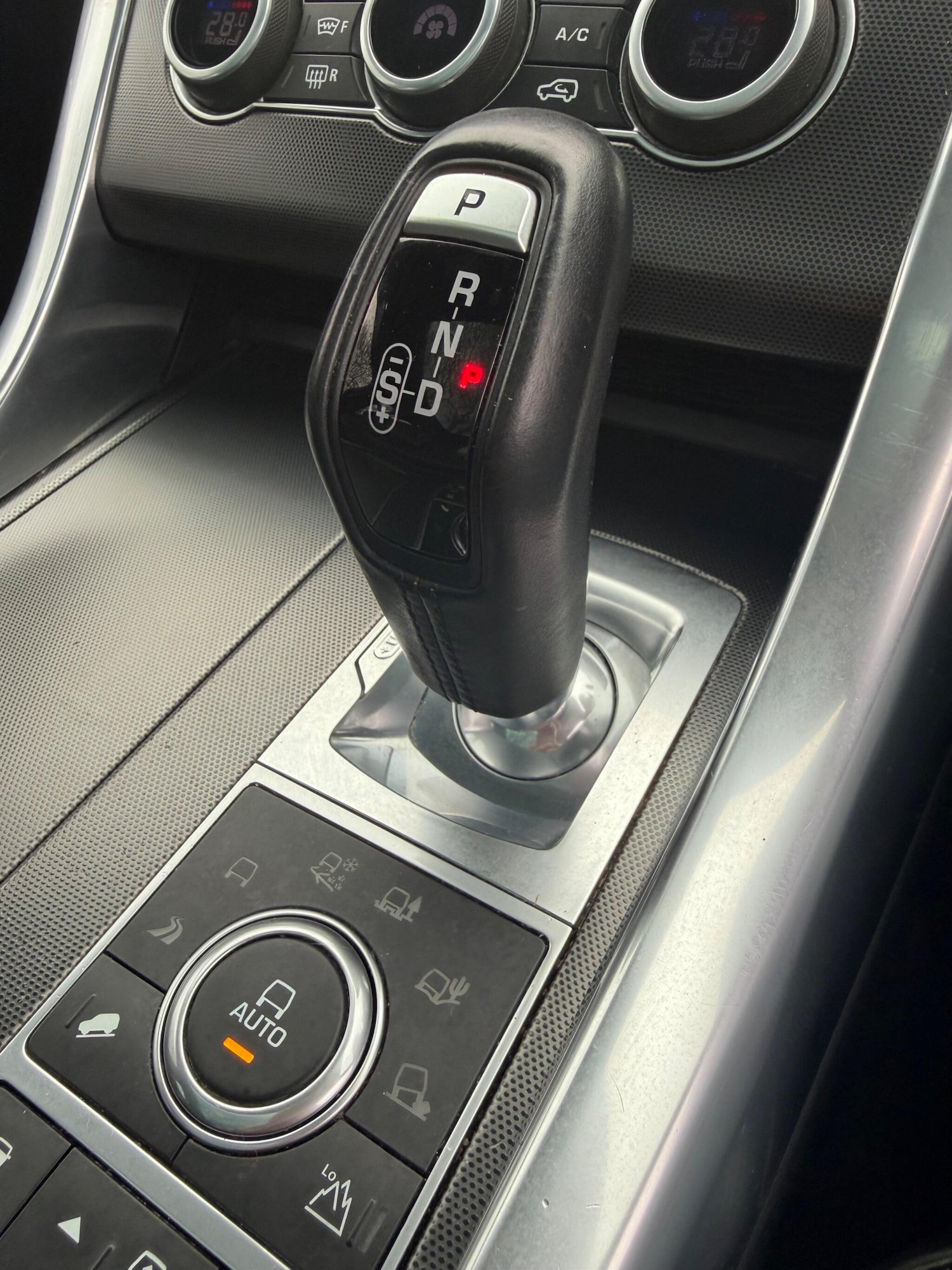 Used Land Rover Range Rover Sport 2016 for sale - 77969689: Photo 35