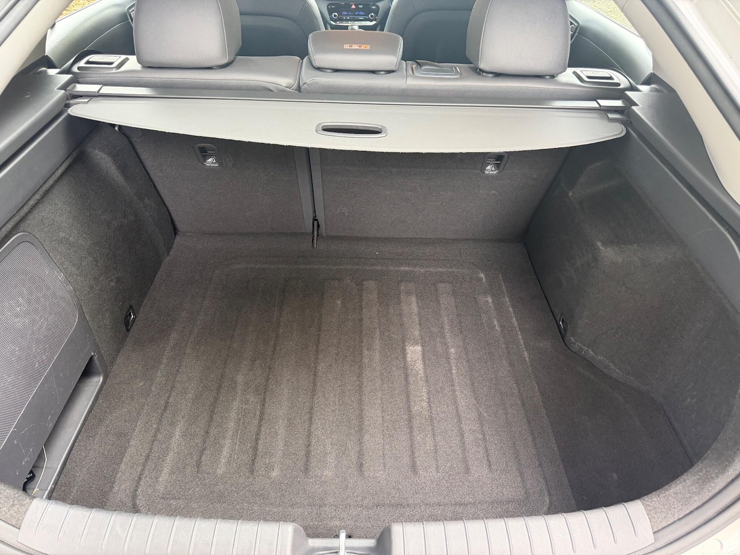 Used Hyundai IONIQ 2019 for sale - 76361413: Photo 42