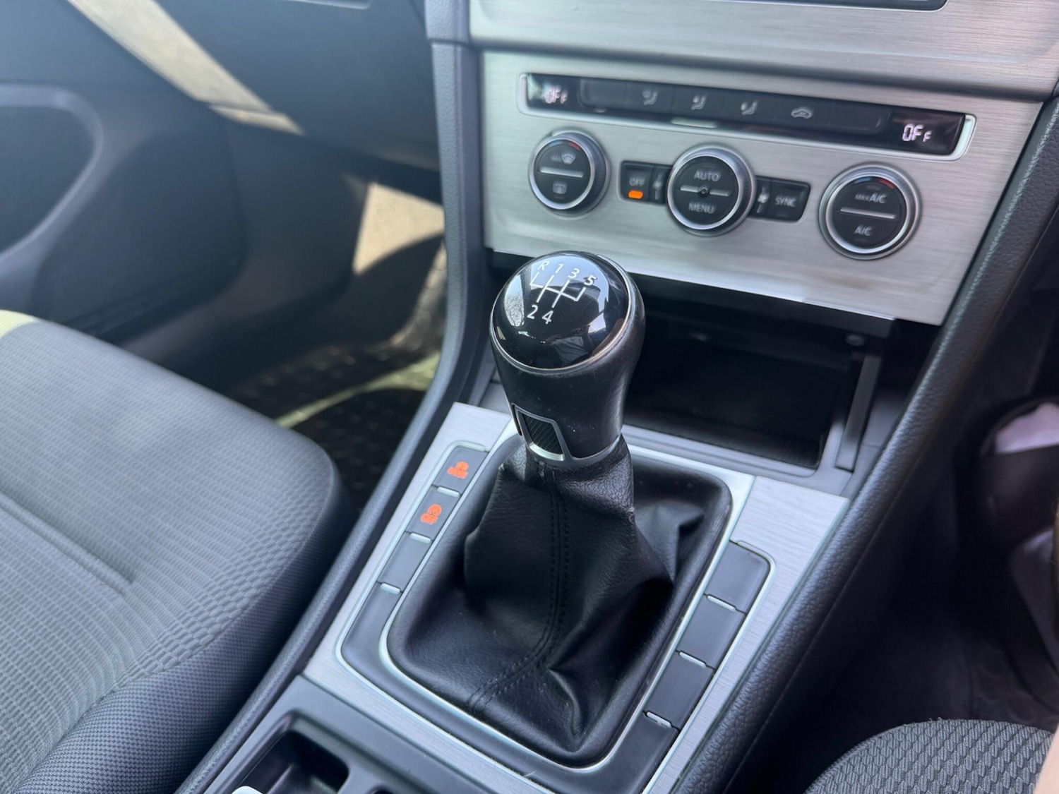 Used Volkswagen Golf 2015 for sale - 78170548: Photo 30