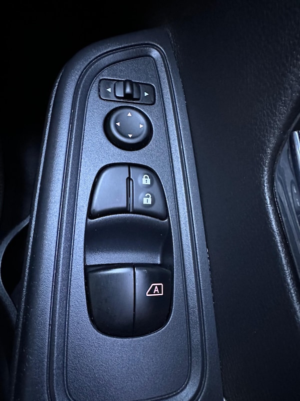 Used Nissan Micra 2020 for sale - 76270705: Photo 42