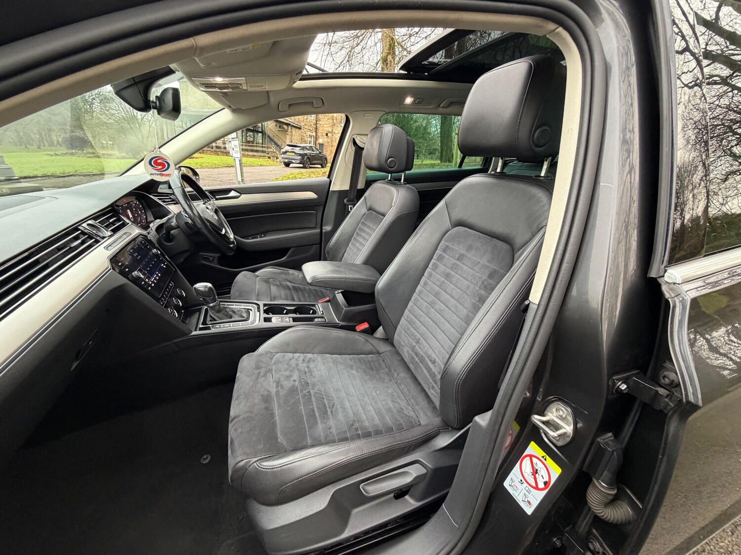 Used Volkswagen Passat 2019 for sale - 77214822: Photo 36