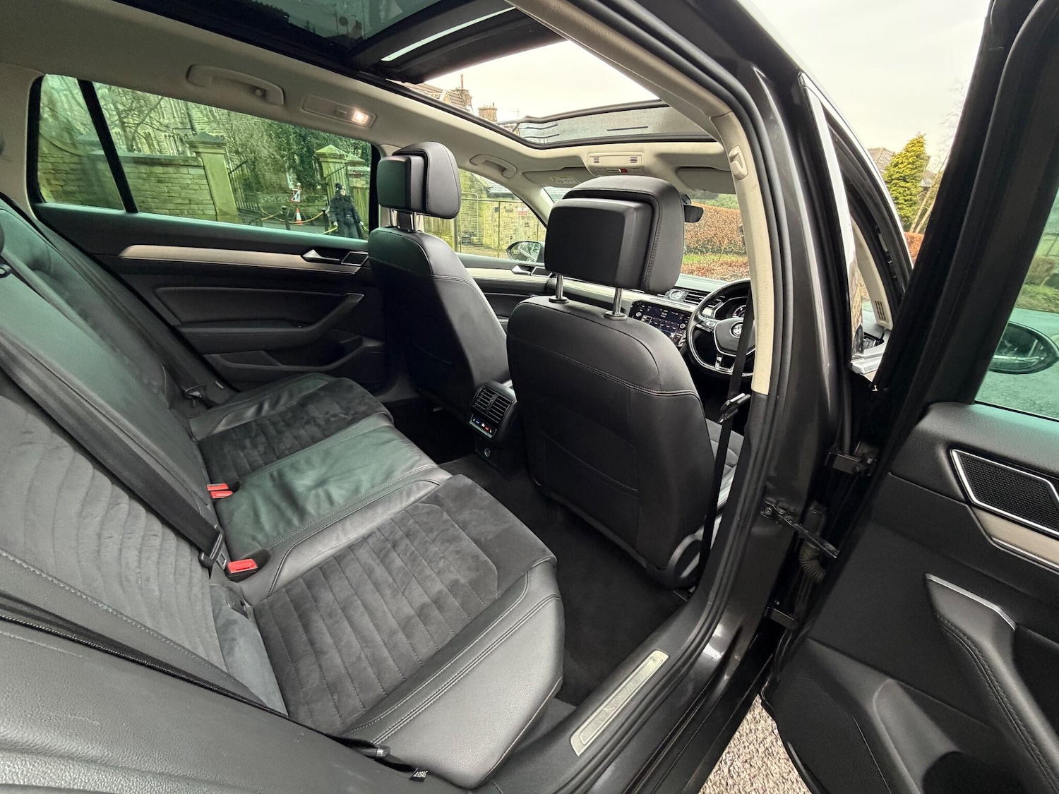 Used Volkswagen Passat 2019 for sale - 77214822: Photo 38