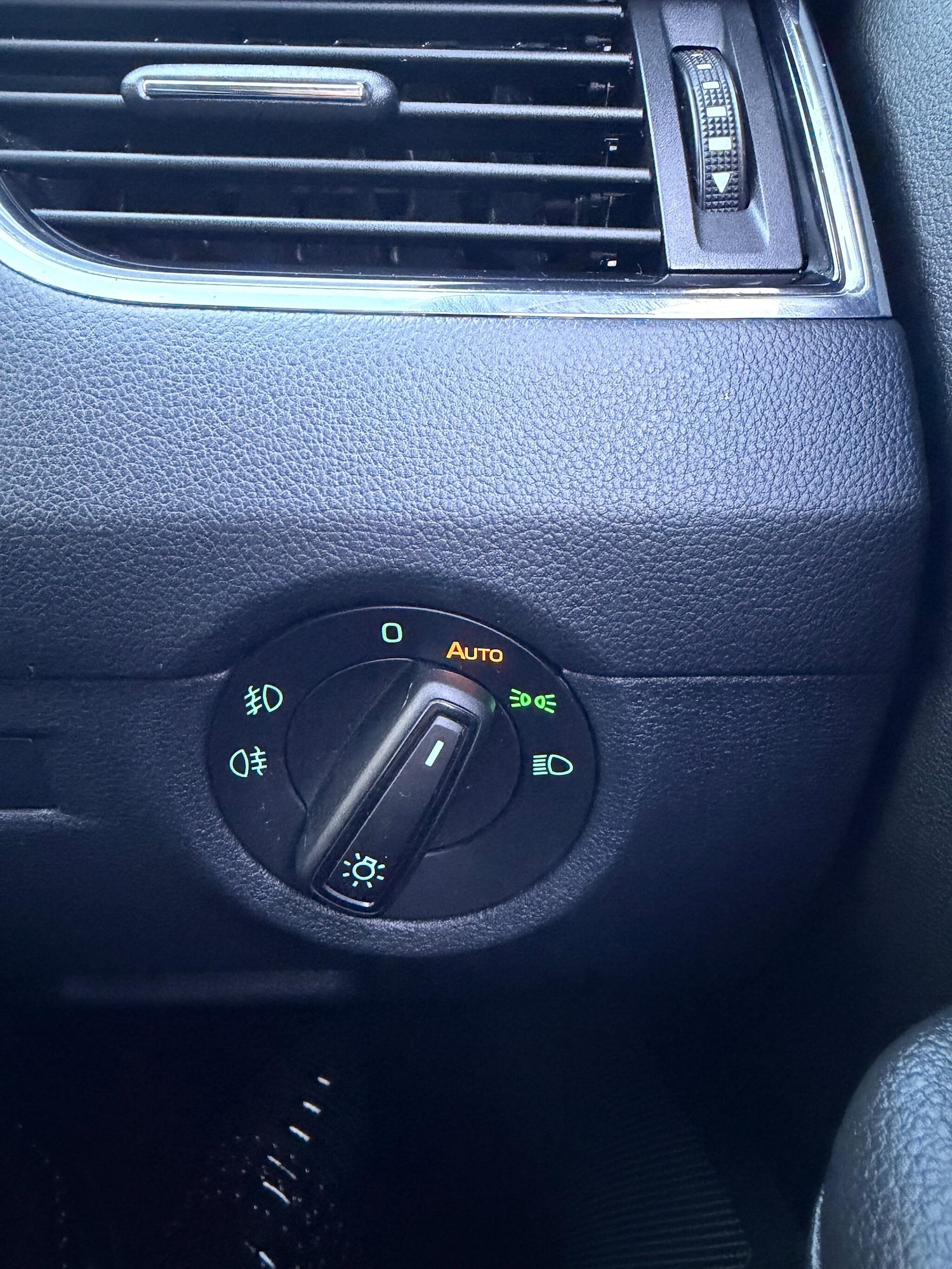 Used Skoda Octavia 2018 for sale - 76926815: Photo 44