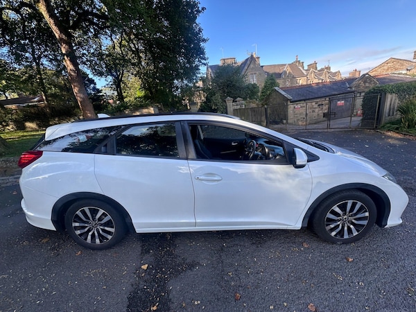 Used Honda Civic 2014 for sale - 76121634: Photo 18