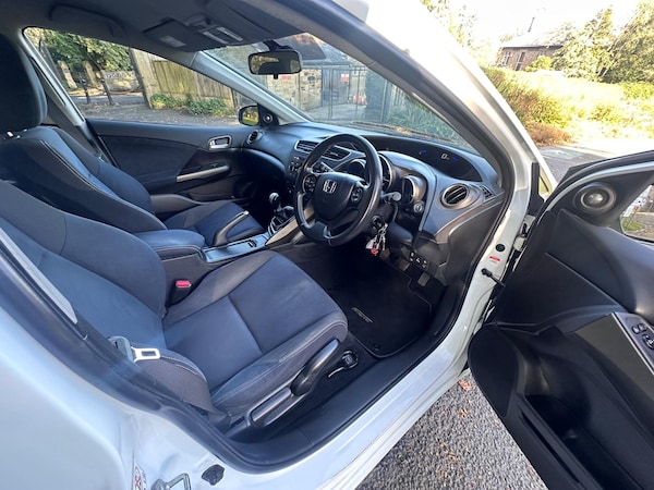 Used Honda Civic 2014 for sale - 76121634: Photo 20